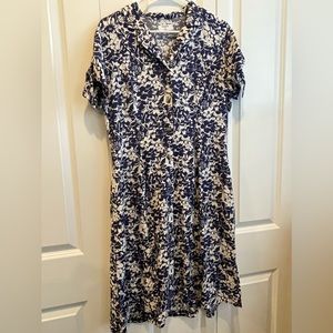 UnTuckit brand new shirt dress